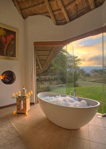 Bathe with a view at Solio Lodge on Lucky Dip Offer